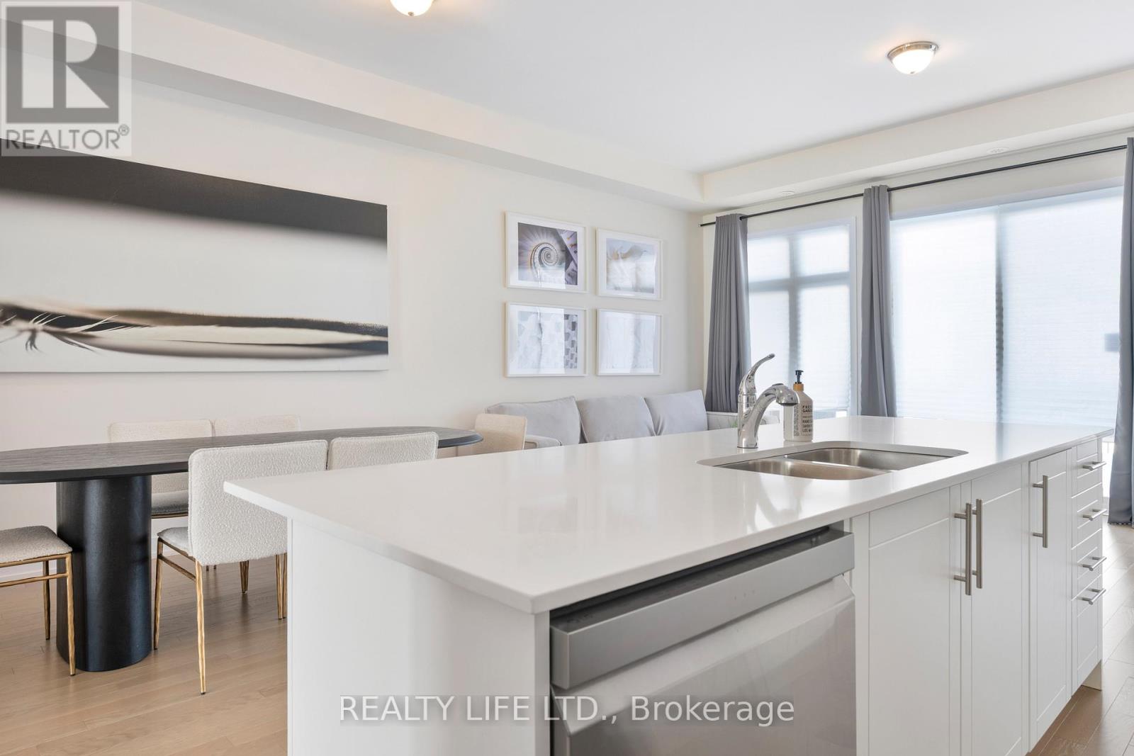 3137 MEADOWRIDGE DRIVE - 22