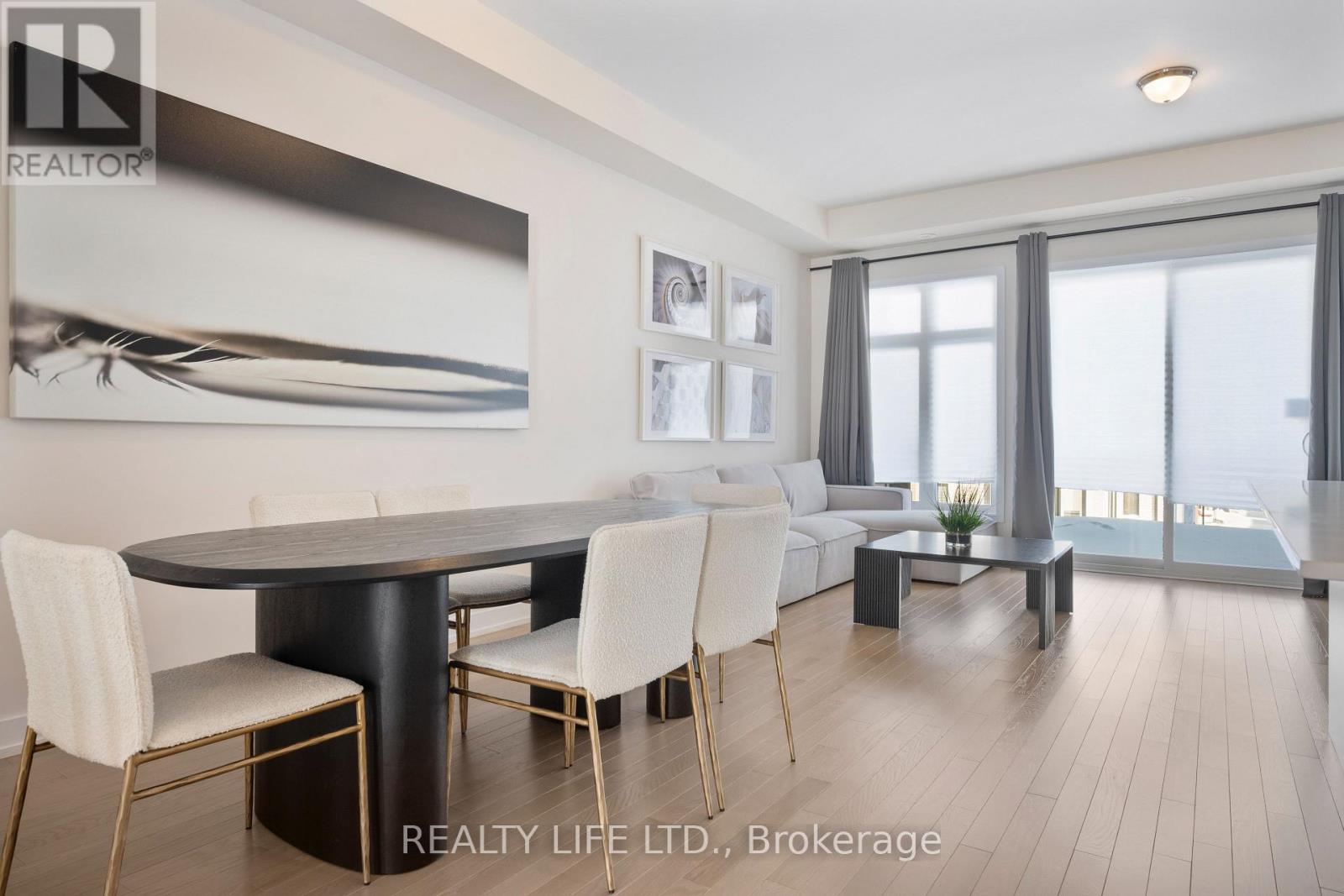 3137 MEADOWRIDGE DRIVE - 23