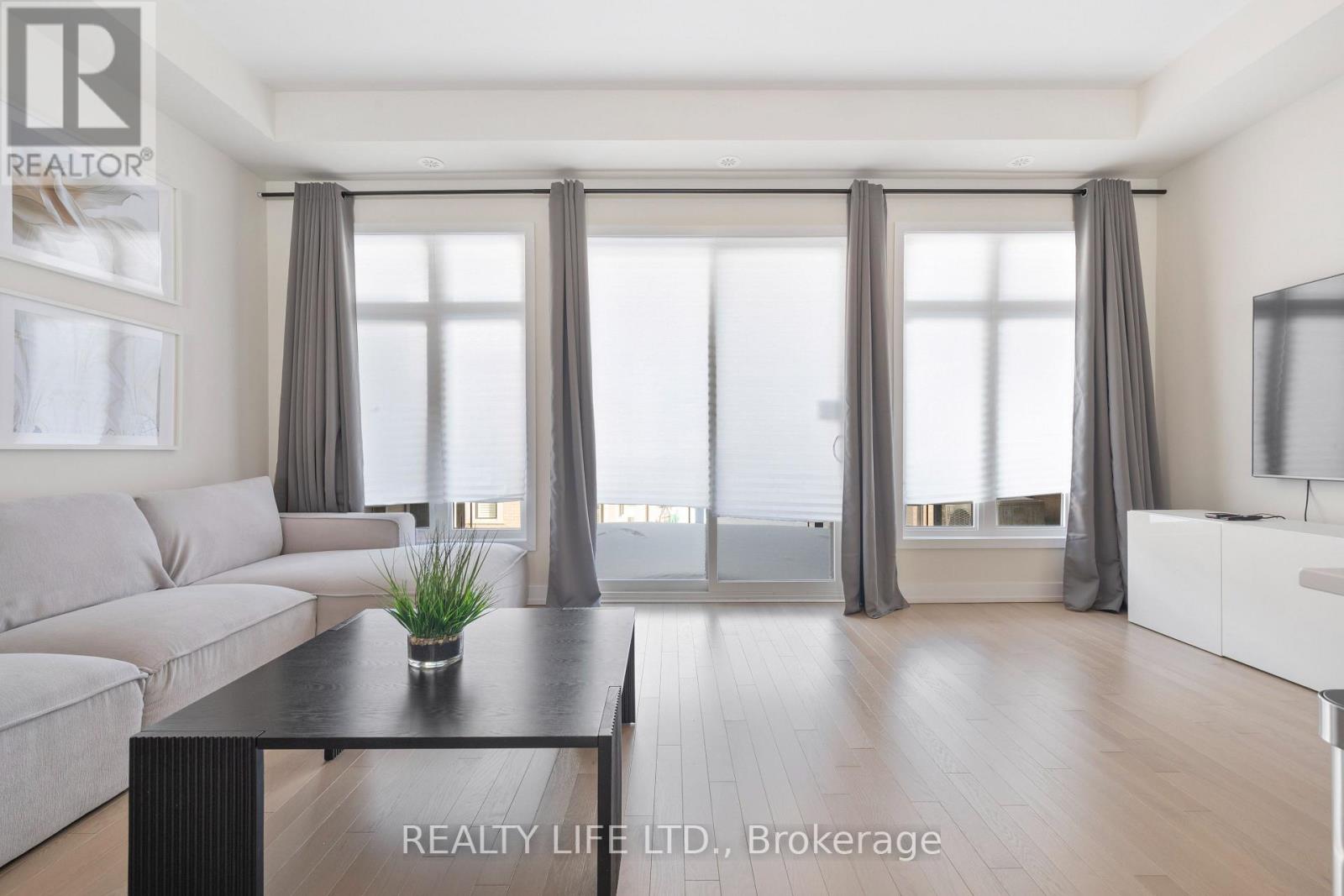 3137 MEADOWRIDGE DRIVE - 29