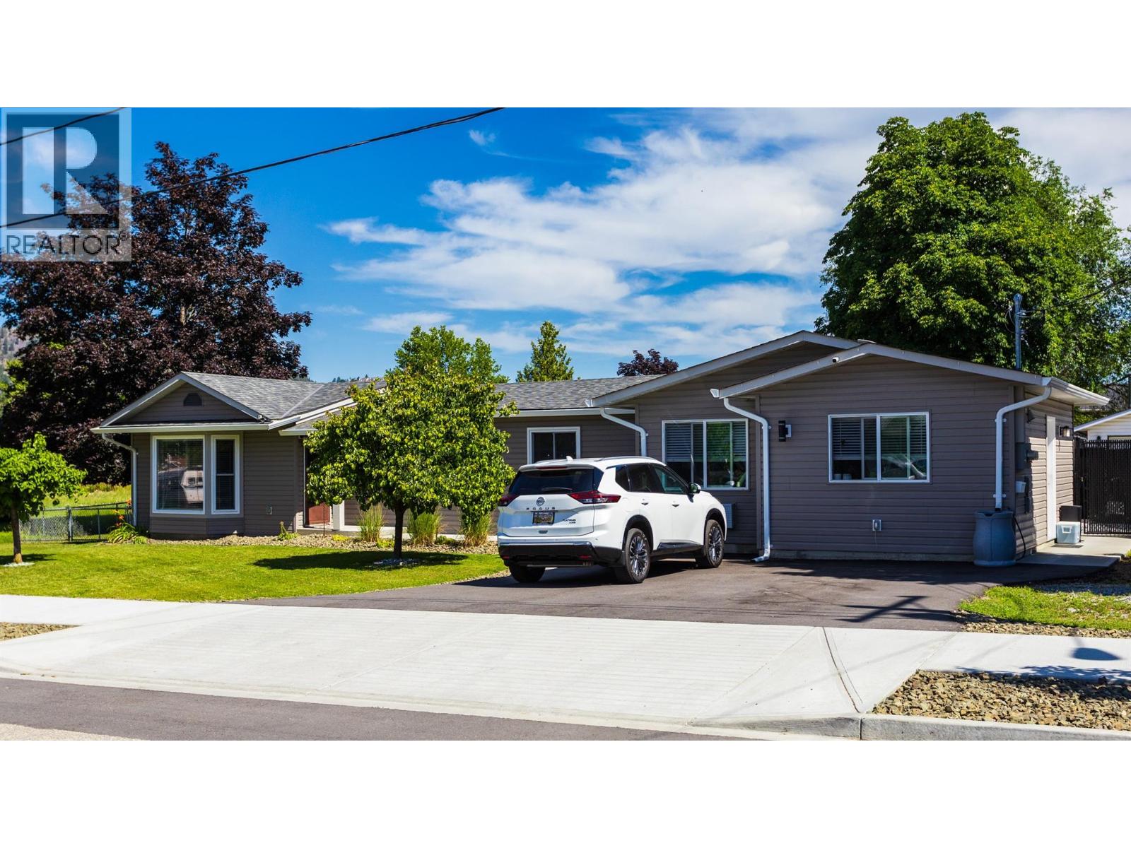 1490 Cornwall Road, Kelowna
