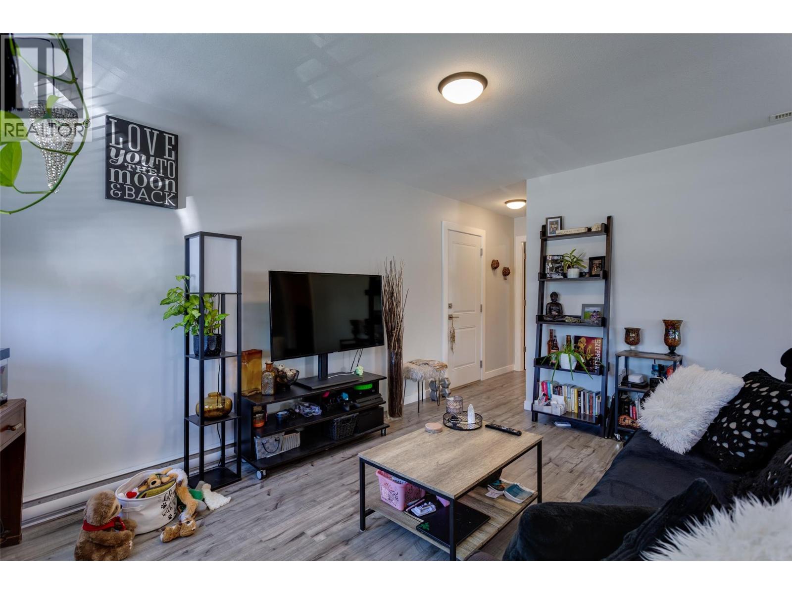  1490 Cornwall Road, Kelowna