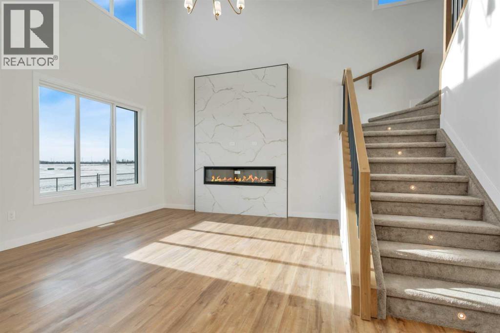 Single Family House for Sale in  Everson Close Evergreen Red Deer 