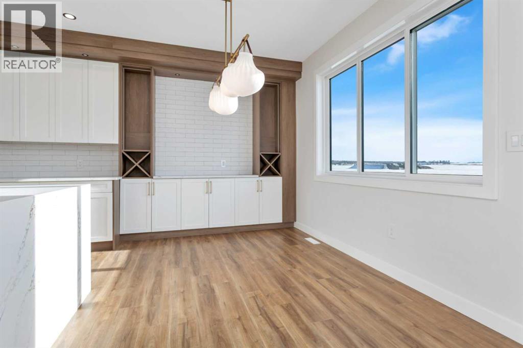 Single Family House for Sale in  Everson Close Evergreen Red Deer 