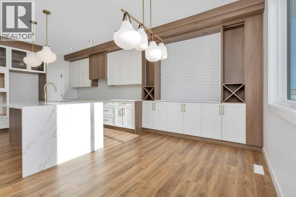 Single Family House for Sale in  Everson Close Evergreen Red Deer 