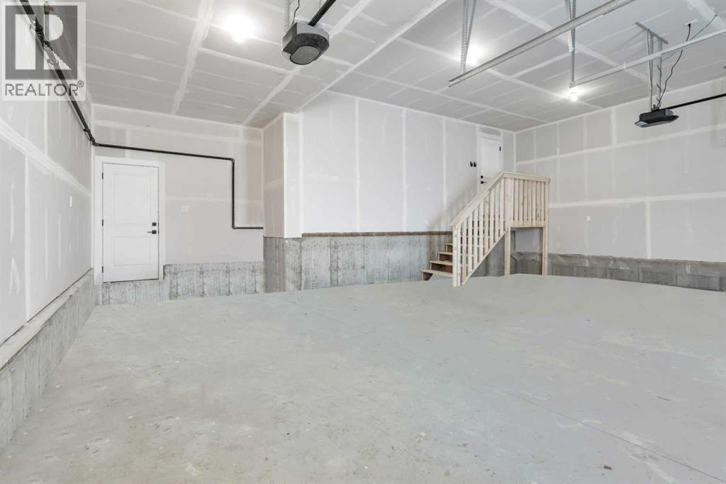 Single Family House for Sale in  Everson Close Evergreen Red Deer 