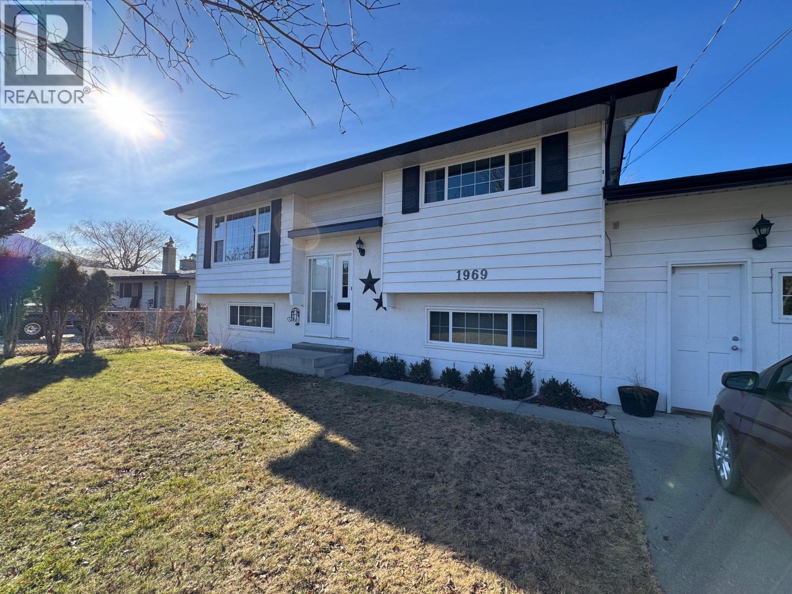 1969 Armstrong Street, Merritt