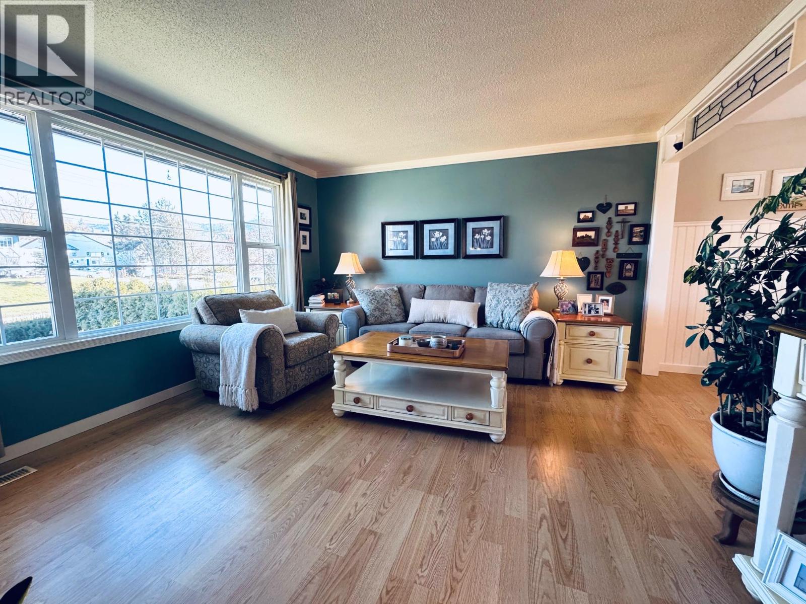 1969 Armstrong Street, Merritt