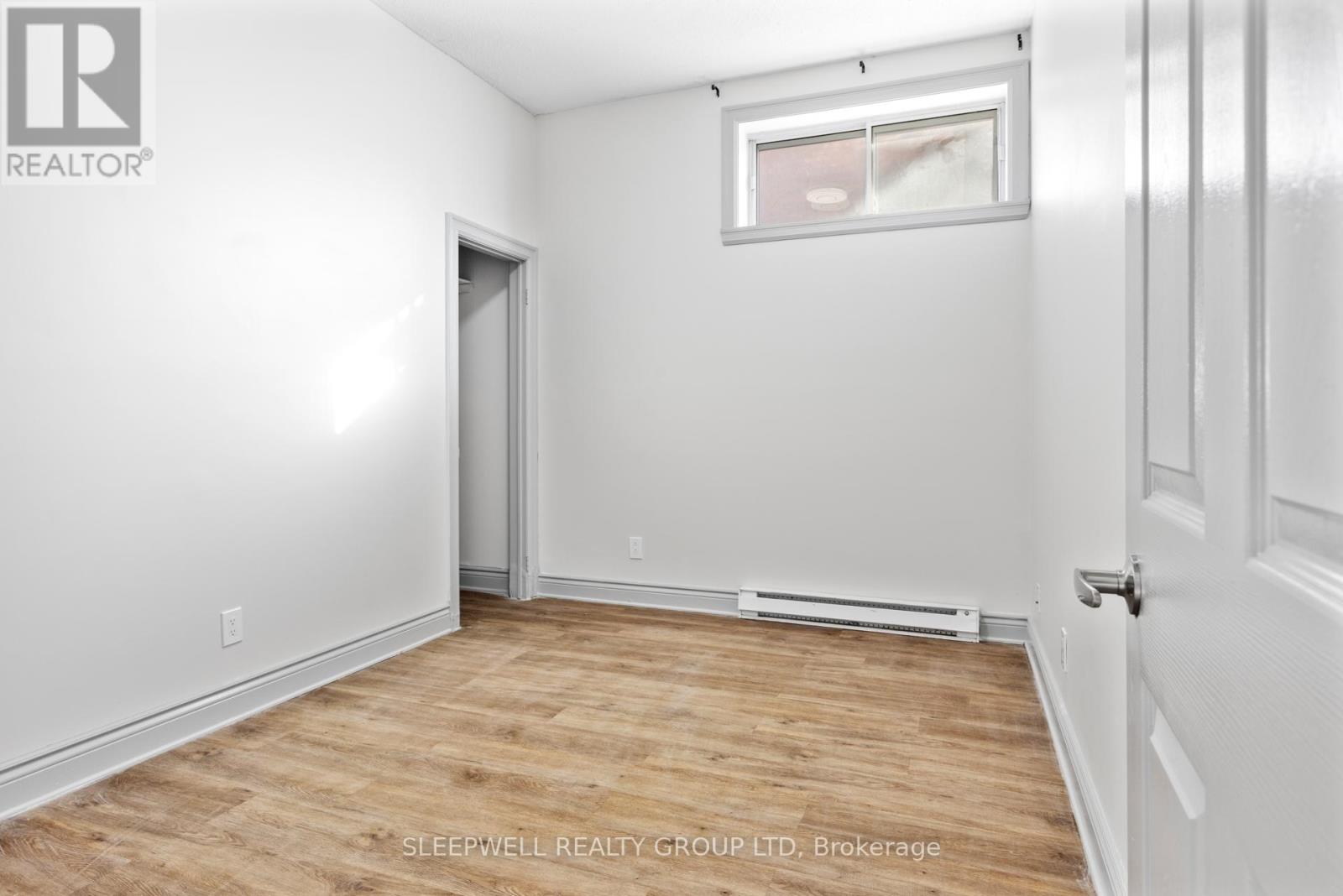 455-457 SOMERSET STREET W - 6