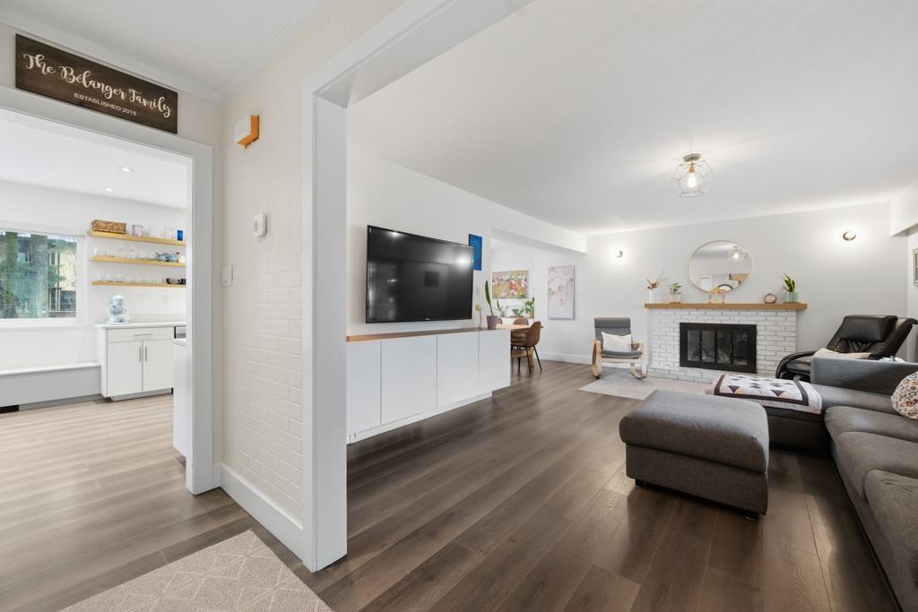 7055 140A Street - photo 2