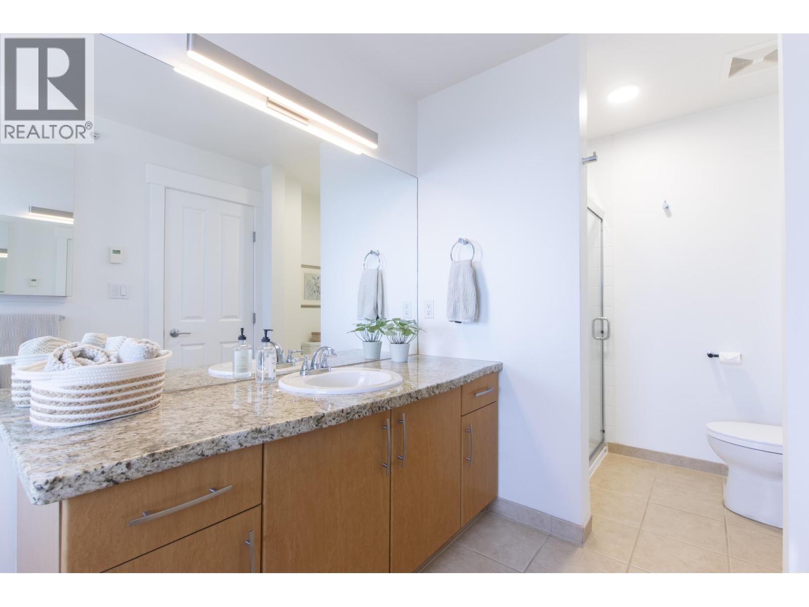 16 1026 GLACIER VIEW DRIVE, Squamish