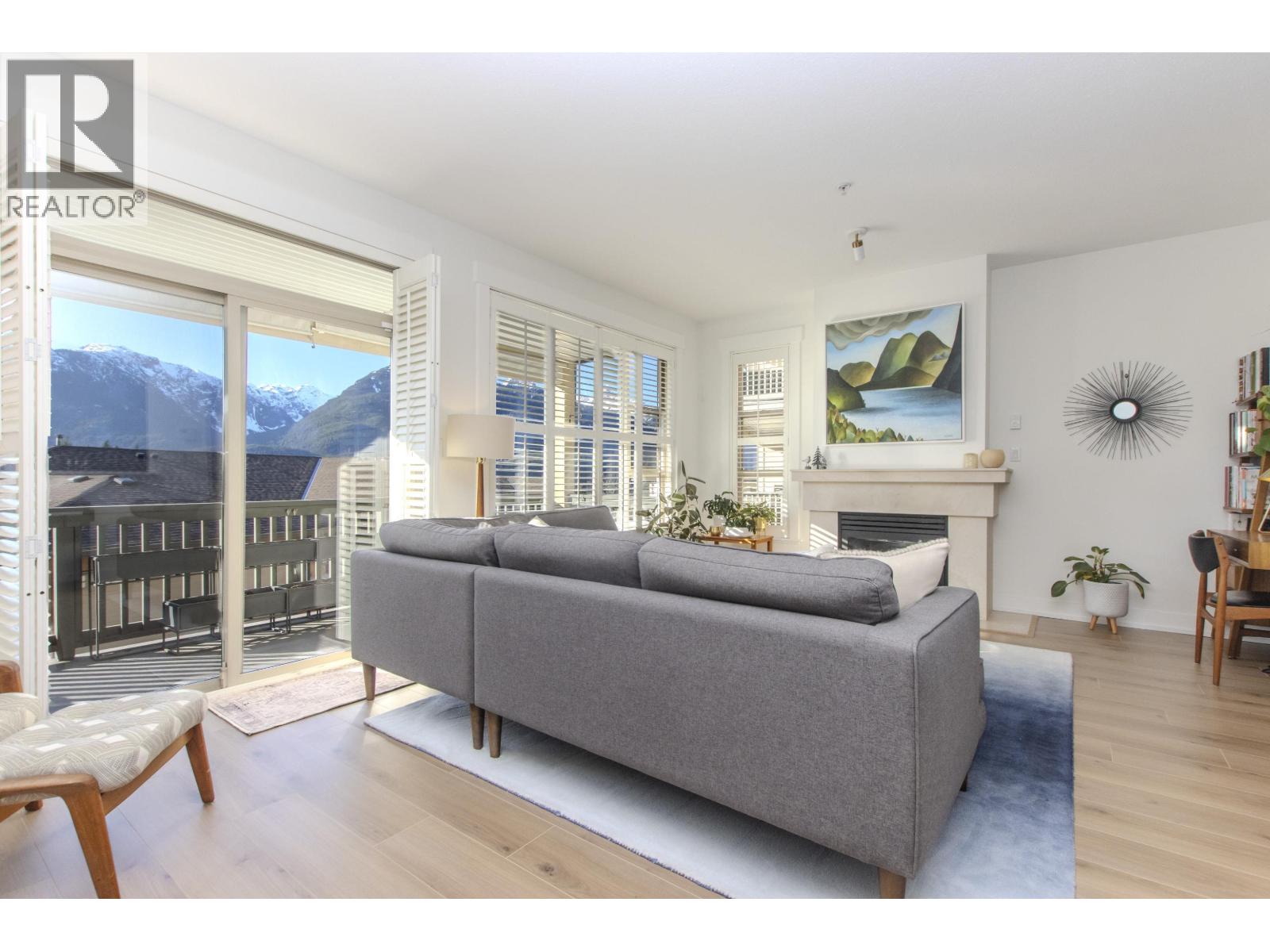 16 1026 GLACIER VIEW DRIVE, Squamish