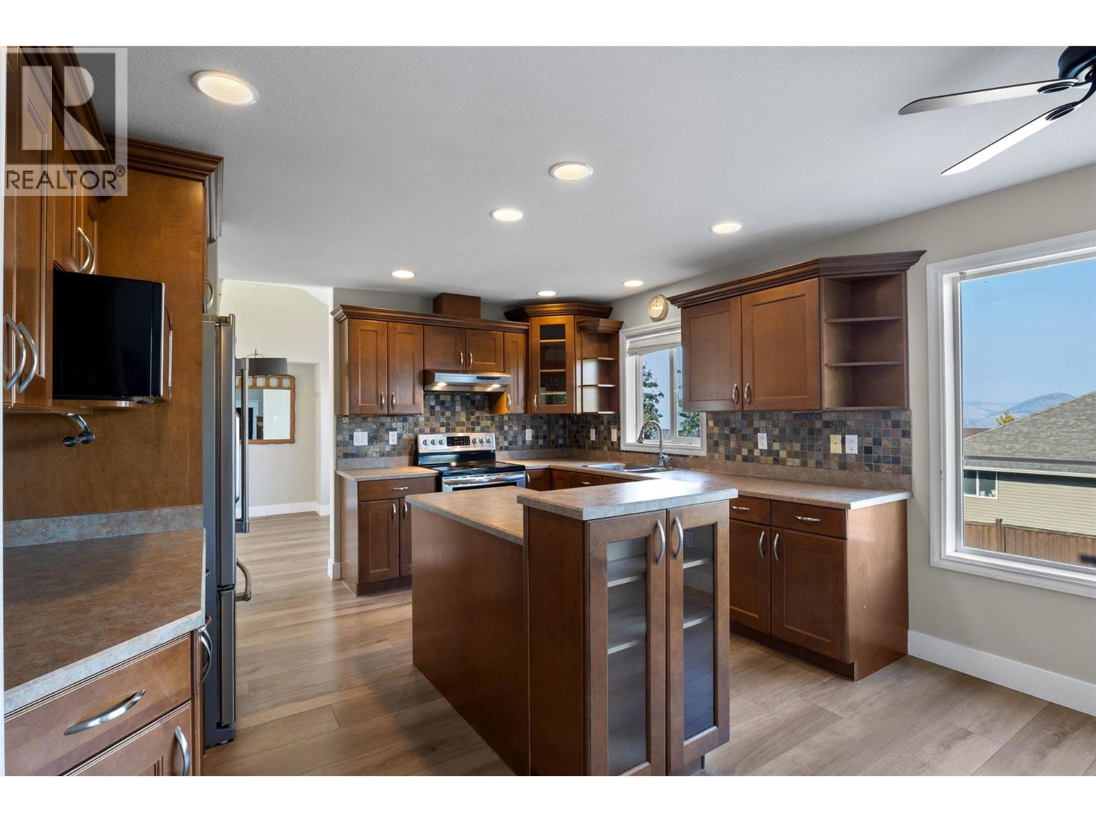 2608 BENTALL Drive, Kamloops