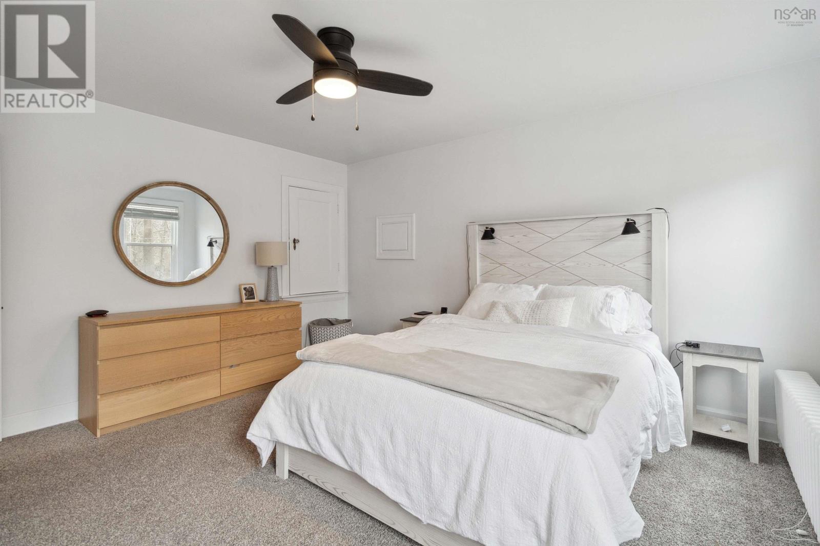 Property 15 of 49 of 31 Main Street