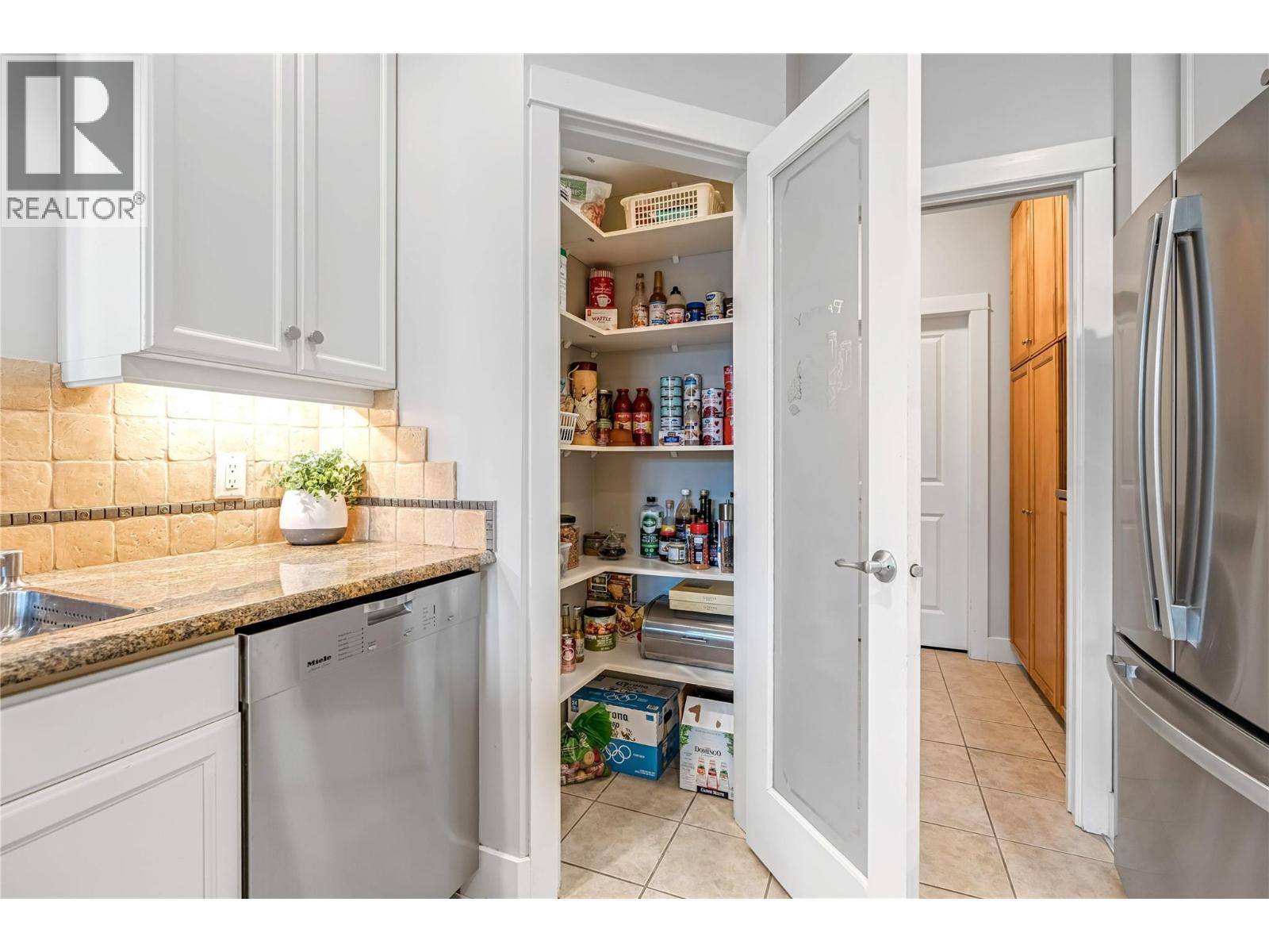 420 Niblick Court, Vernon