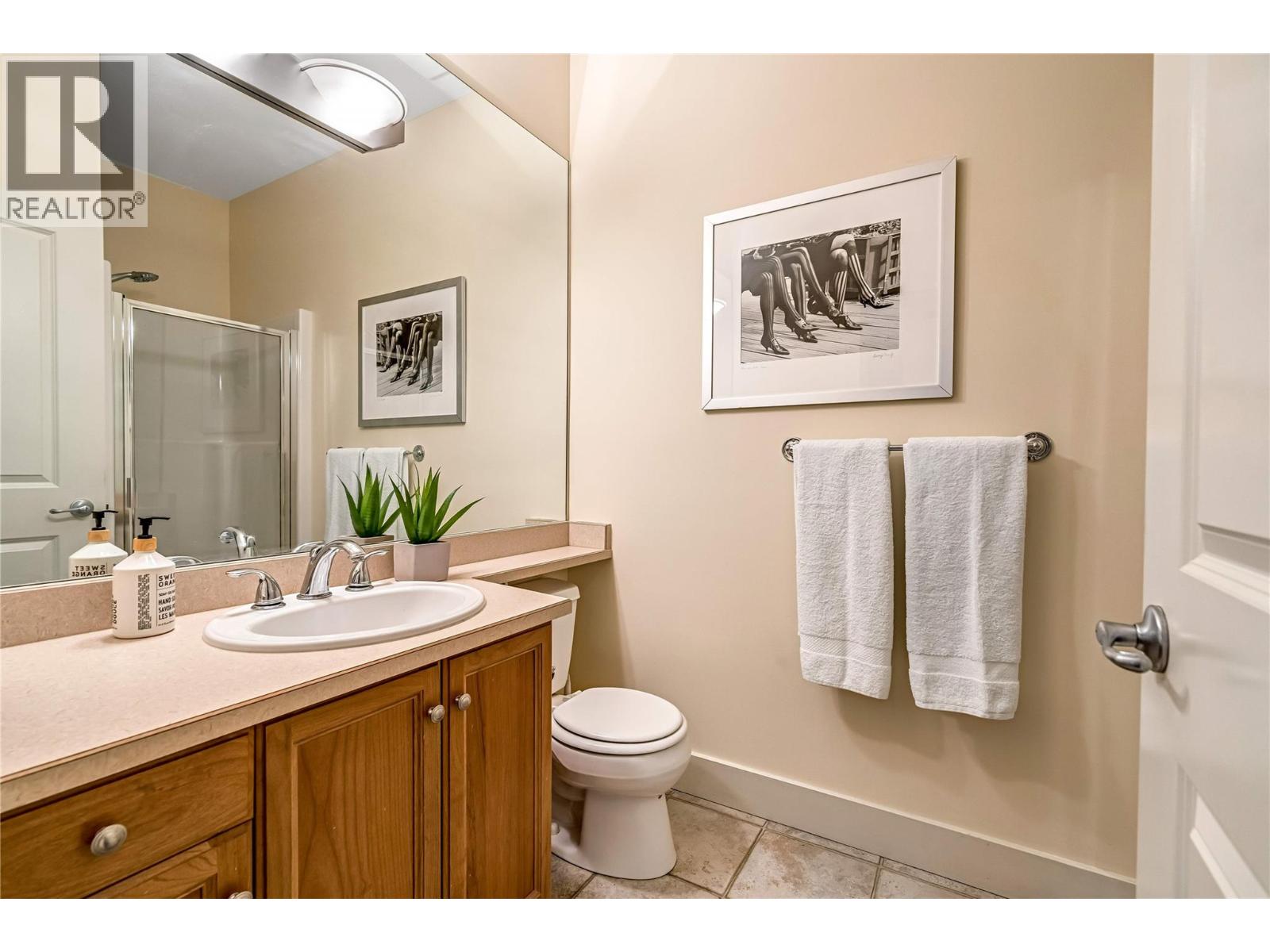 420 Niblick Court, Vernon