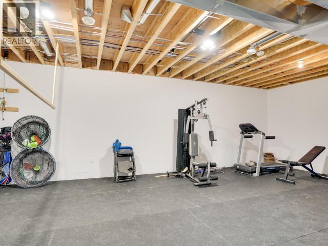 4351 QUEBEC AVE - 32