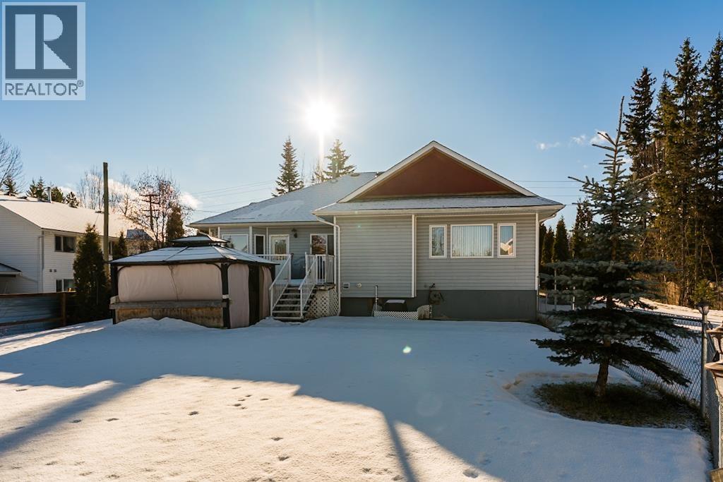 5202 CHIEF LAKE ROAD - 7