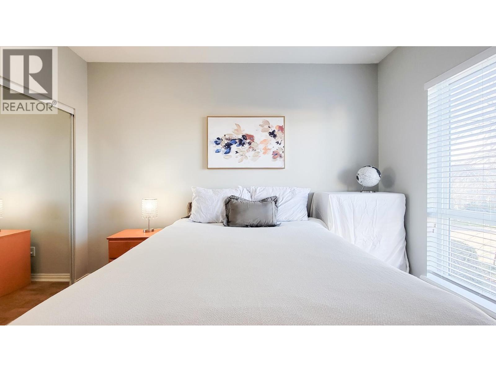 202 19091 MCMYN ROAD, Pitt Meadows