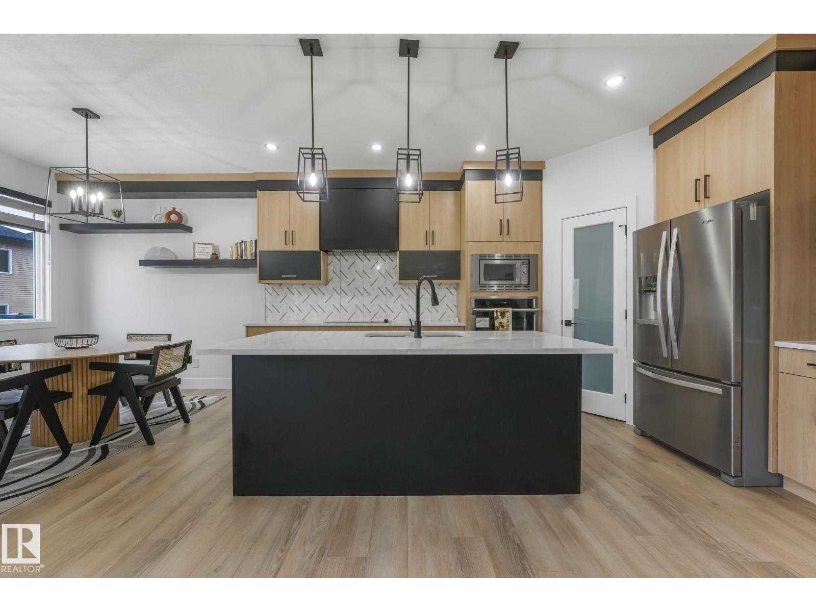 16819 48 ST NW, Edmonton