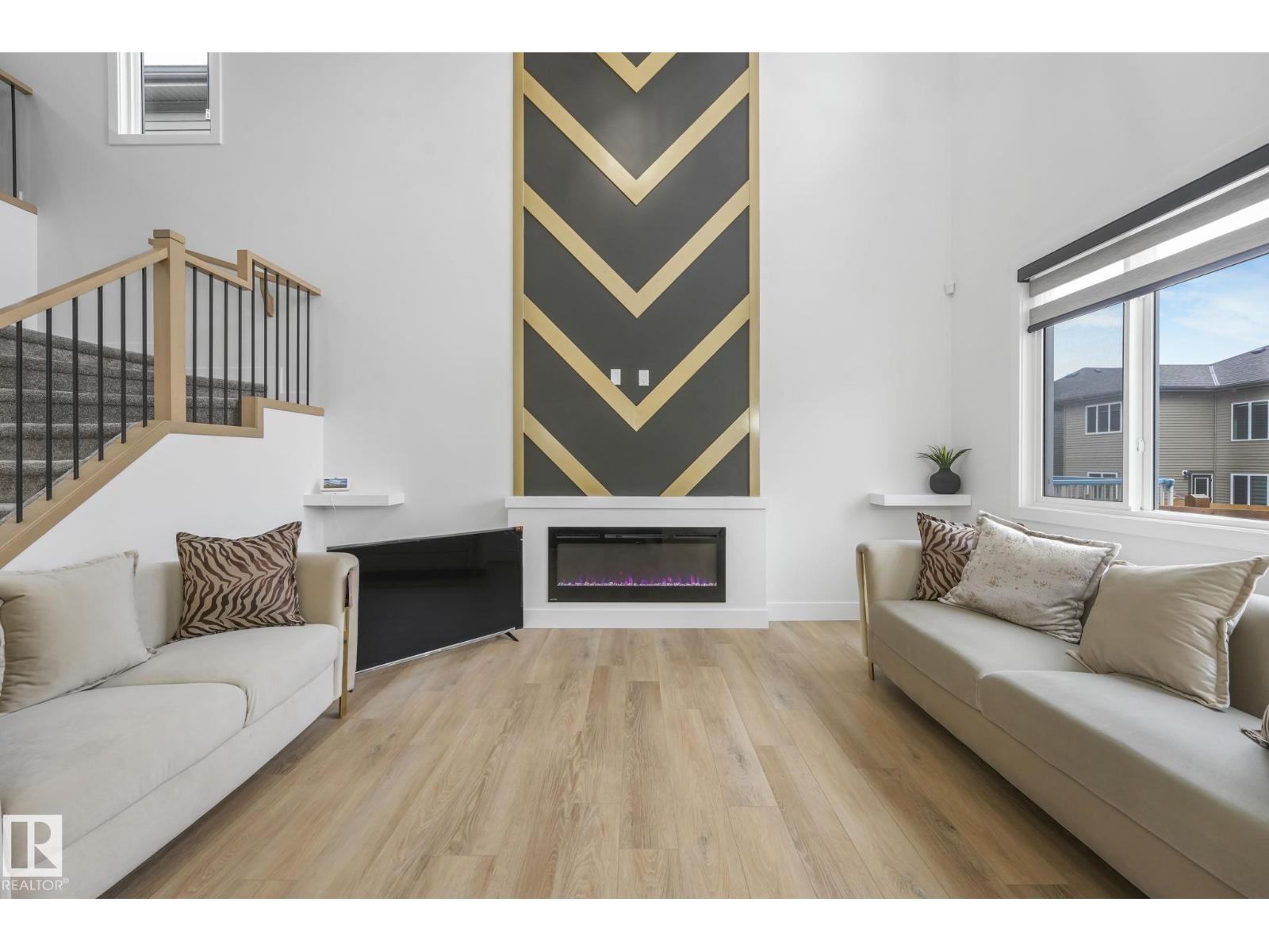 16819 48 ST NW, Edmonton