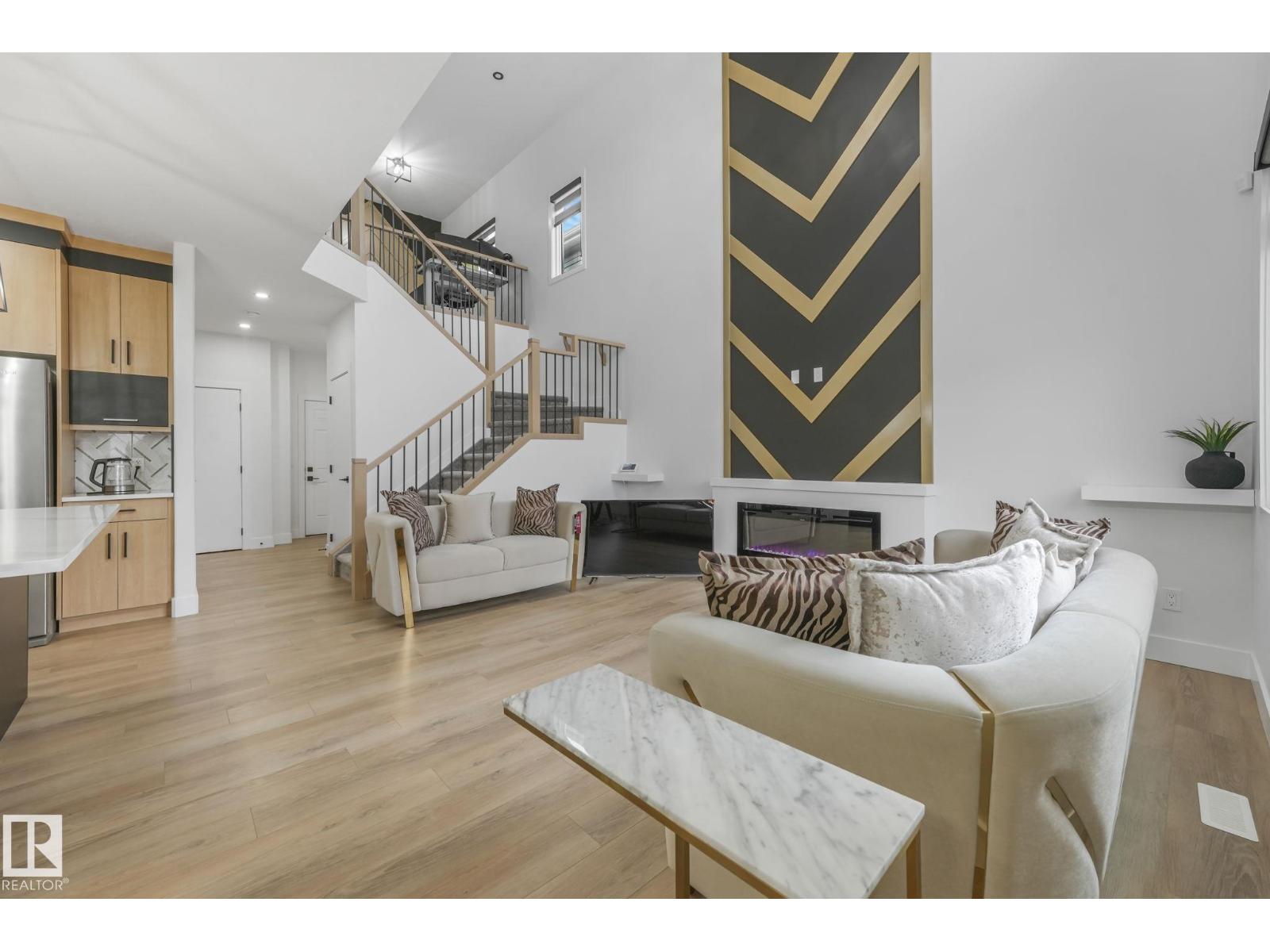 16819 48 ST NW, Edmonton