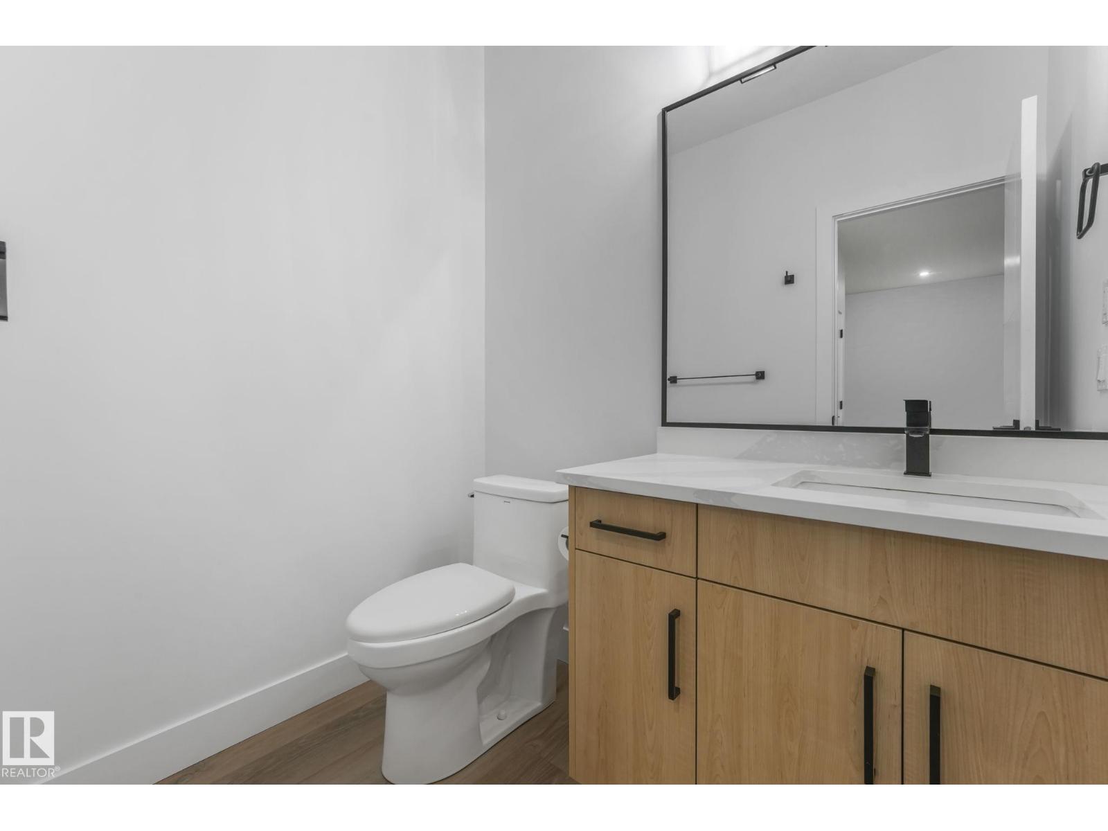 16819 48 ST NW, Edmonton