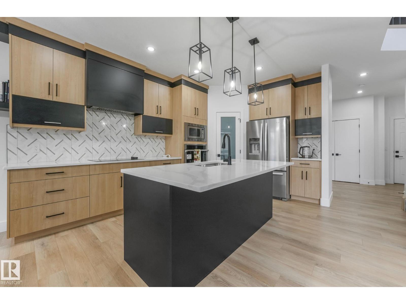 16819 48 ST NW, Edmonton