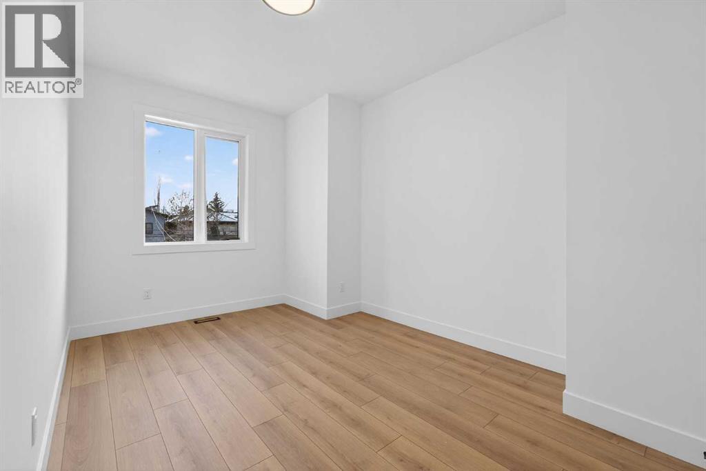 Single Family House for Sale in B  Avenue NW Capitol Hill Calgary 