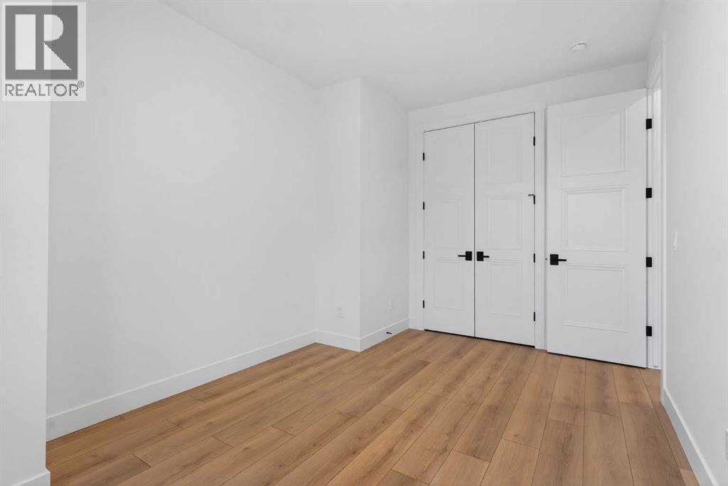 Single Family House for Sale in B  Avenue NW Capitol Hill Calgary 