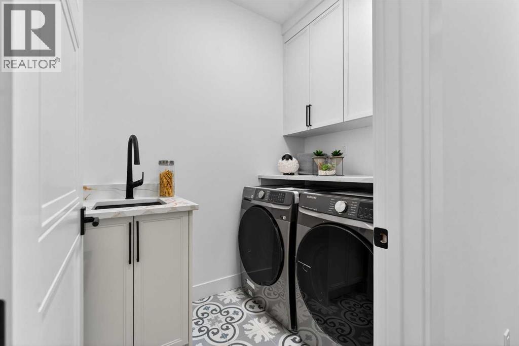 Single Family House for Sale in B  Avenue NW Capitol Hill Calgary 