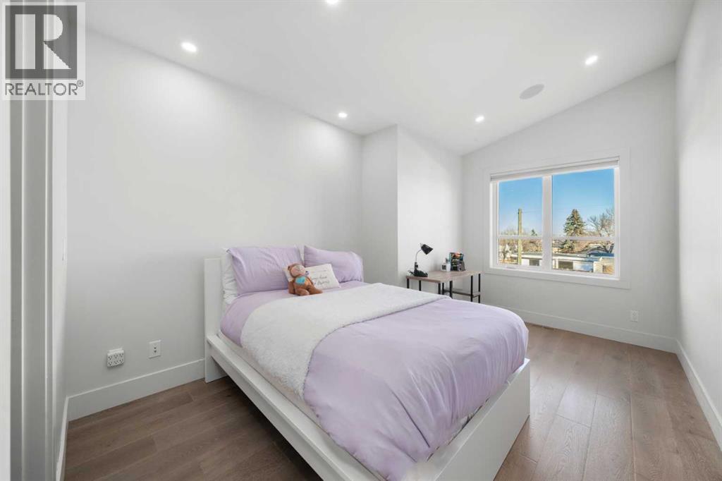 Single Family House for Sale in   Street SW Altadore Calgary 