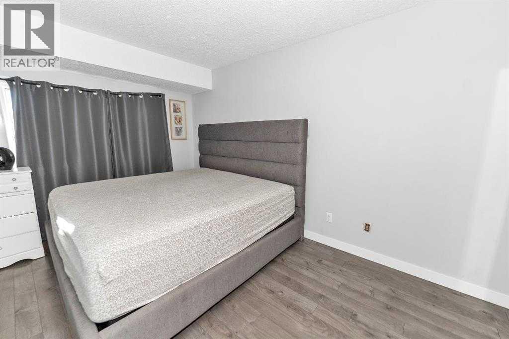 Single Family House for Sale in   Ranchview Drive NW Ranchlands Calgary 