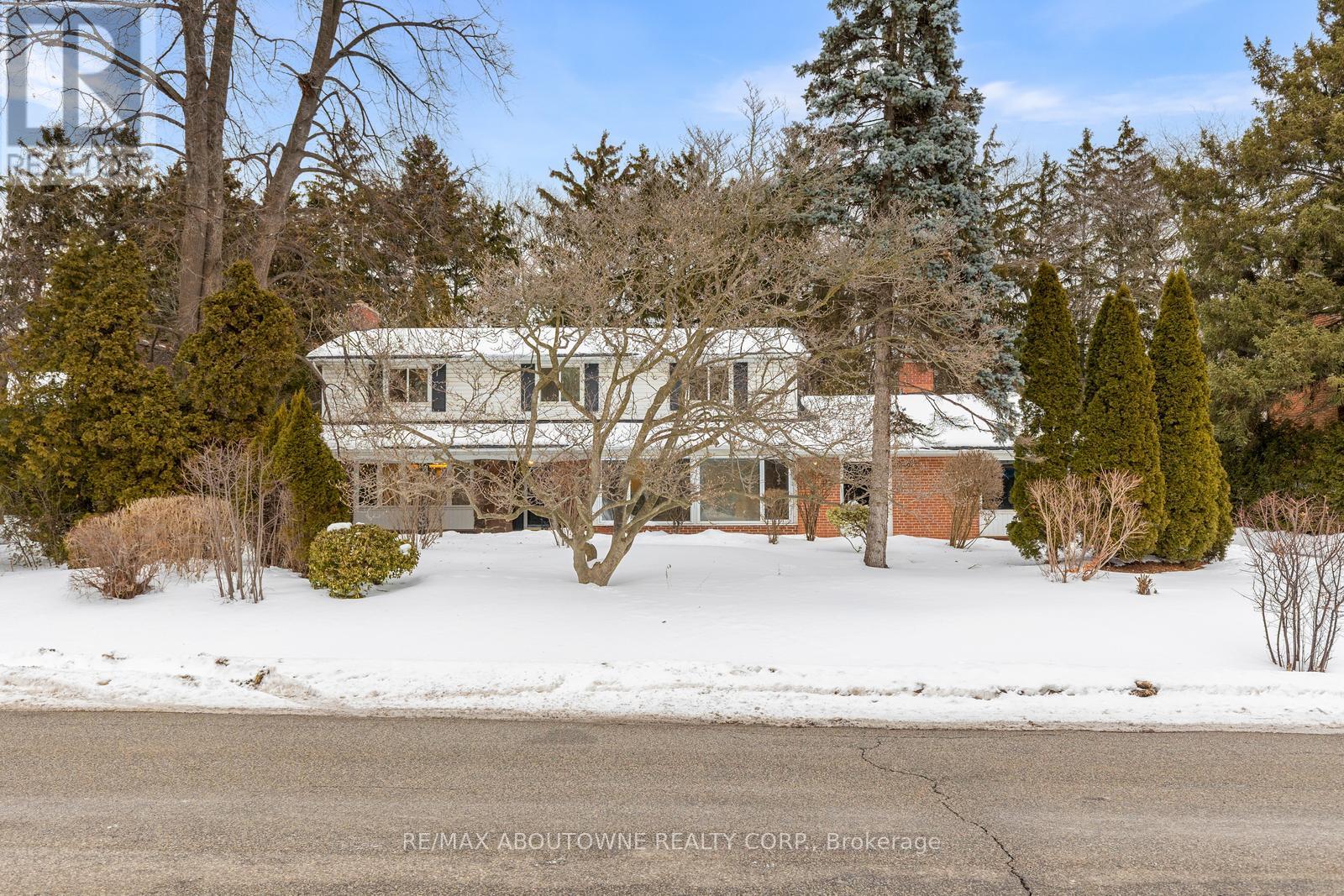 145 WOLFDALE AVENUE - Photo 2 of 24, Oakville (SW Southwest), Ontario