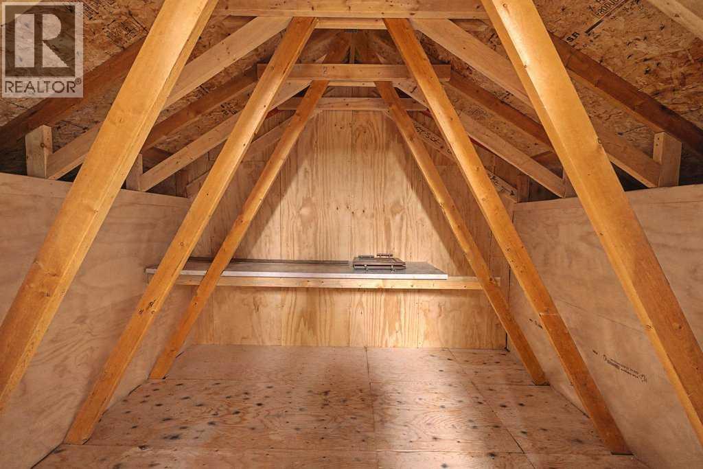 Single Family House for Sale in  Somerside Common SW Somerset Calgary 