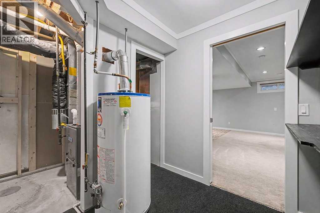 Single Family House for Sale in  Somerside Common SW Somerset Calgary 