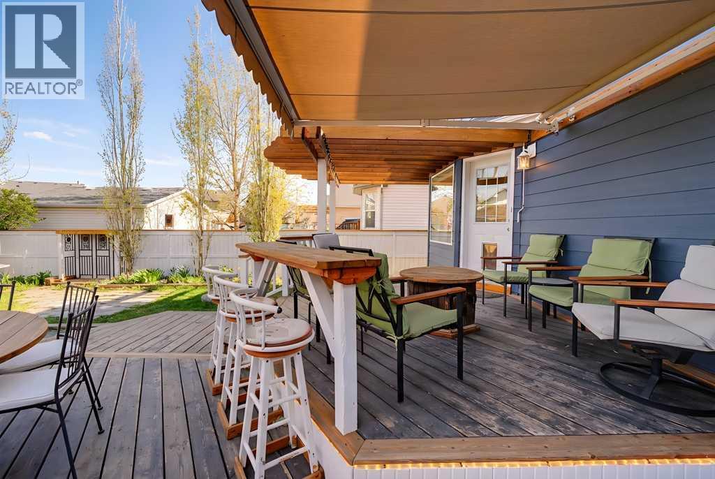 Single Family House for Sale in  Somerside Common SW Somerset Calgary 