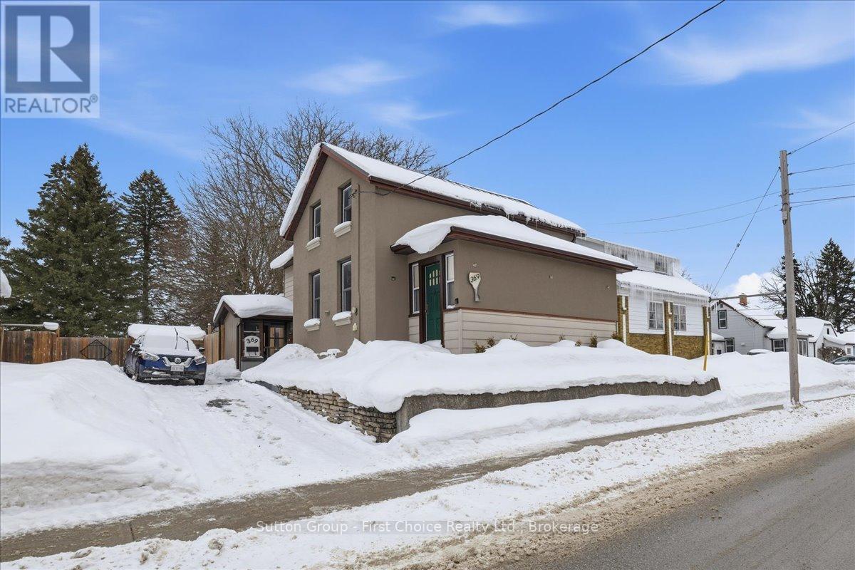 369 11TH AVENUE - Photo 2 of 40, Hanover, Ontario