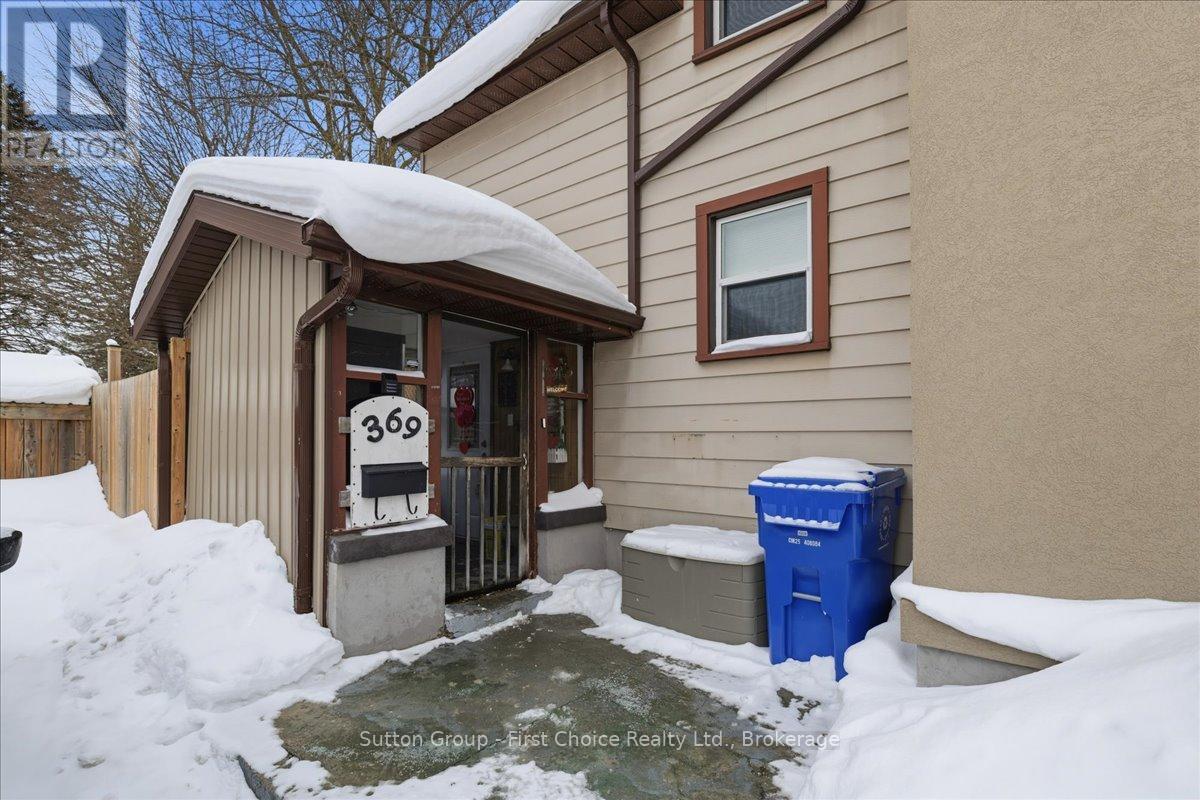 369 11TH AVENUE - Photo 3 of 40, Hanover, Ontario