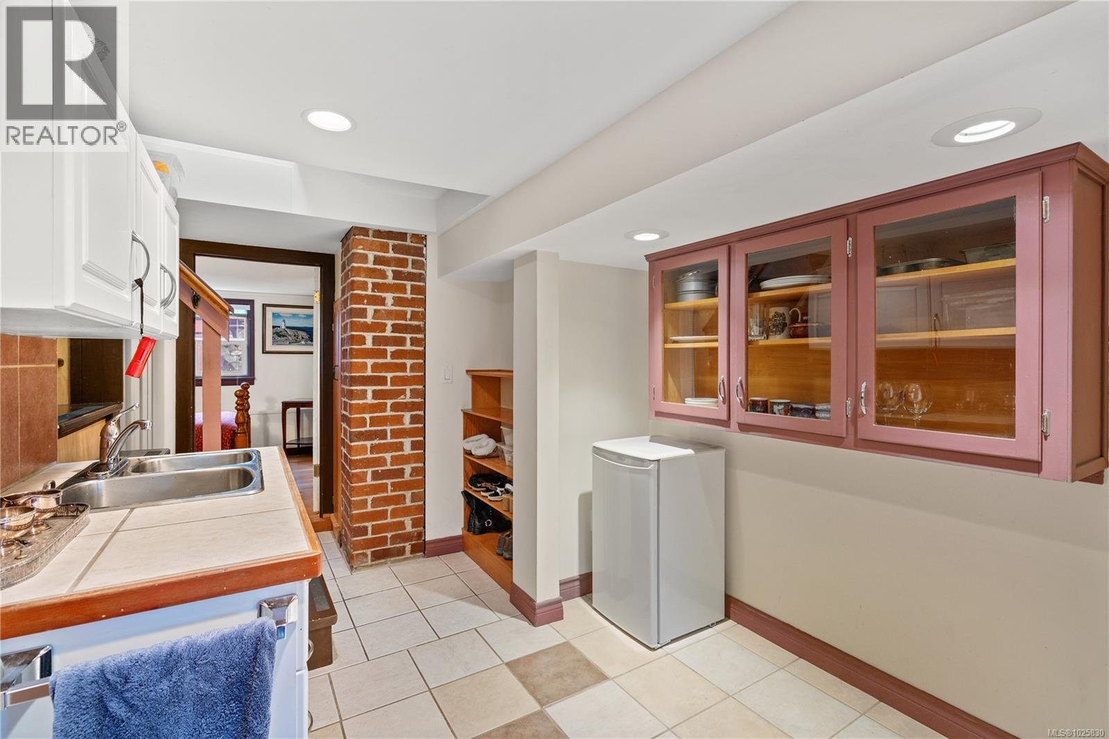  4029 Carey Road, Saanich