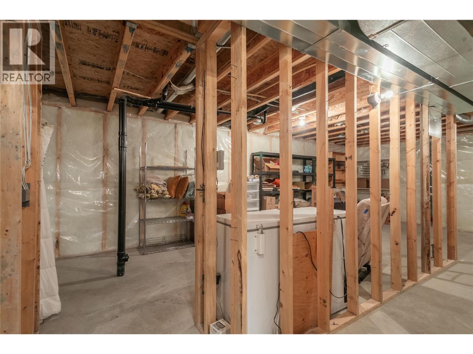  1490 Feedham Avenue, Kelowna