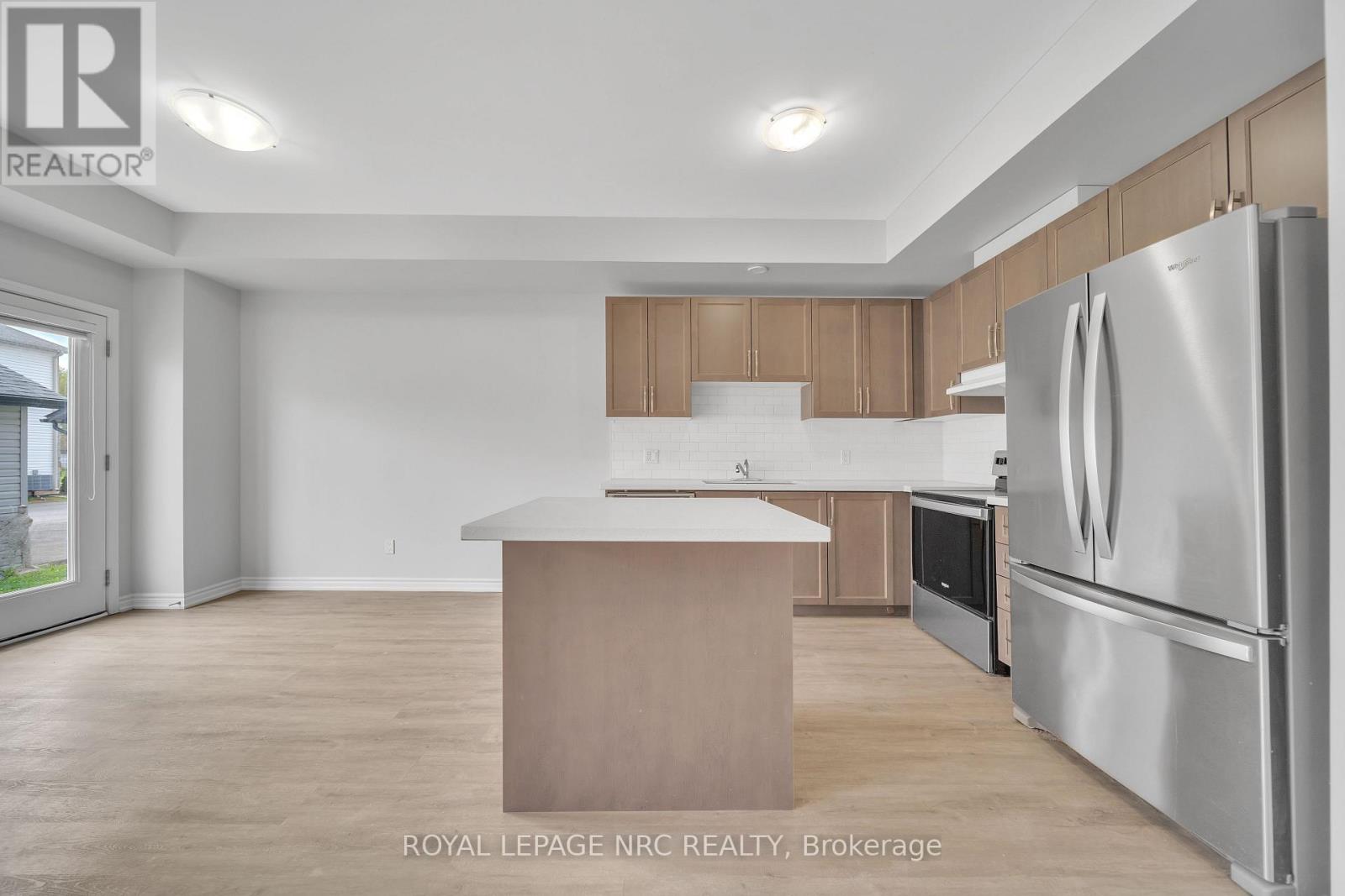 178 BROADWAY LANE - Photo 5 of 50, Welland (Broadway), Ontario