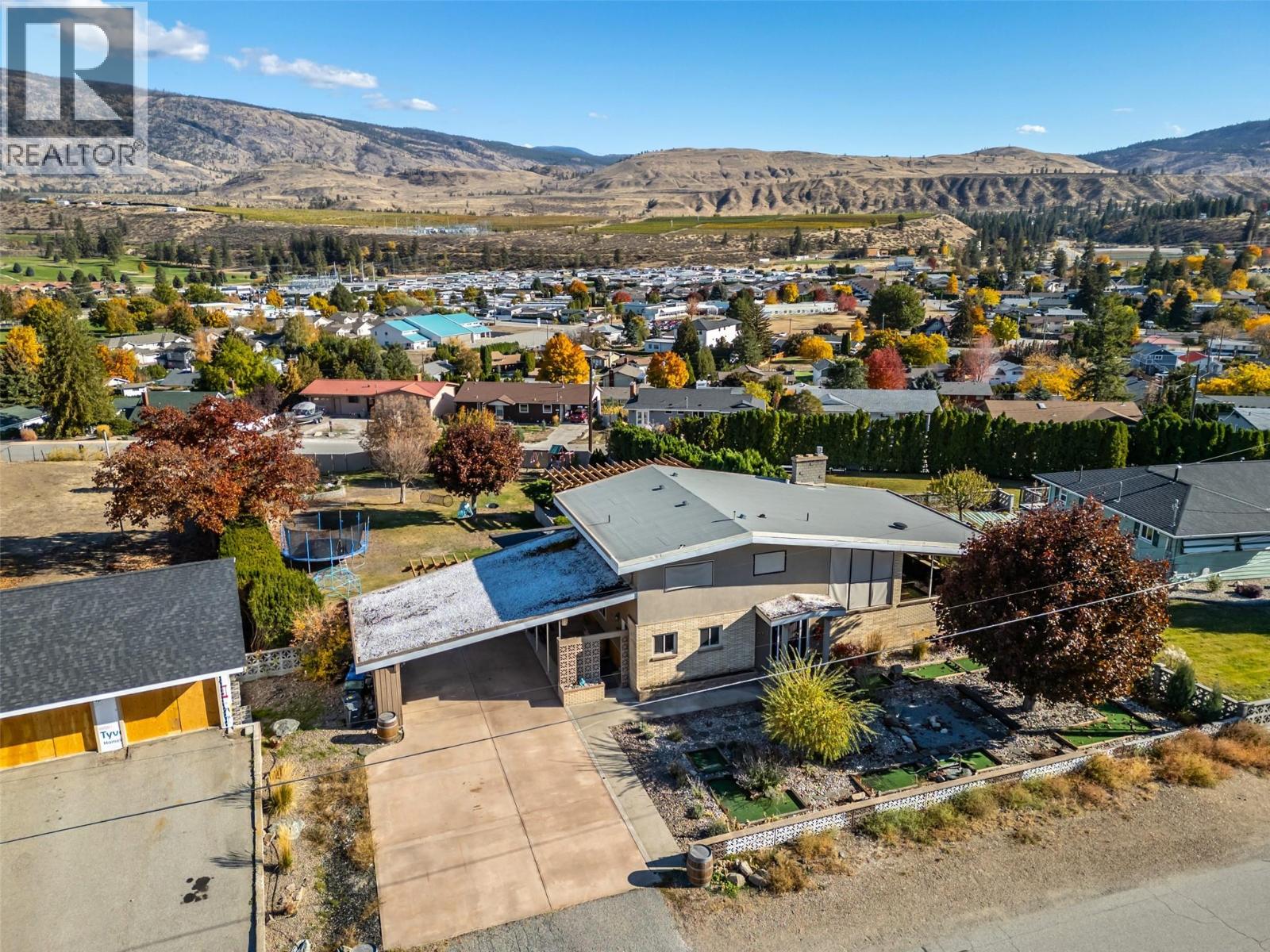 6521 BELLEVUE Drive, Oliver