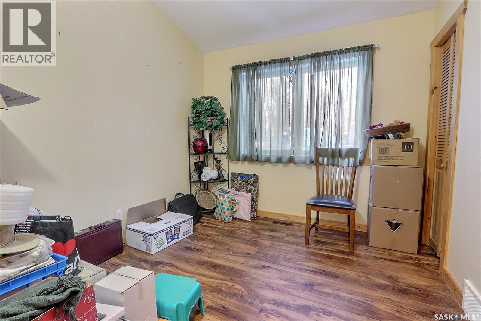 960 BOUNDARY ROAD - 11