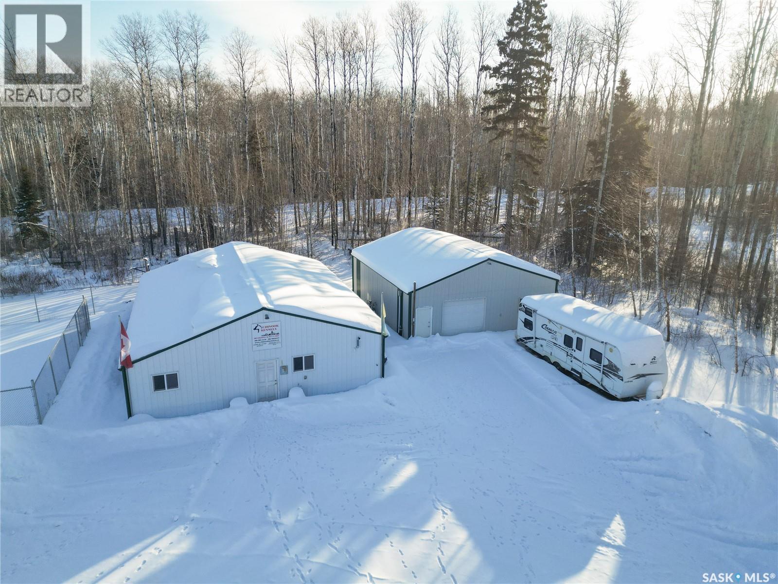 960 BOUNDARY ROAD - 23