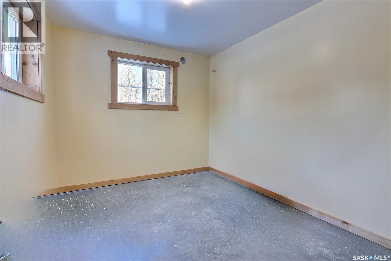960 BOUNDARY ROAD - 28