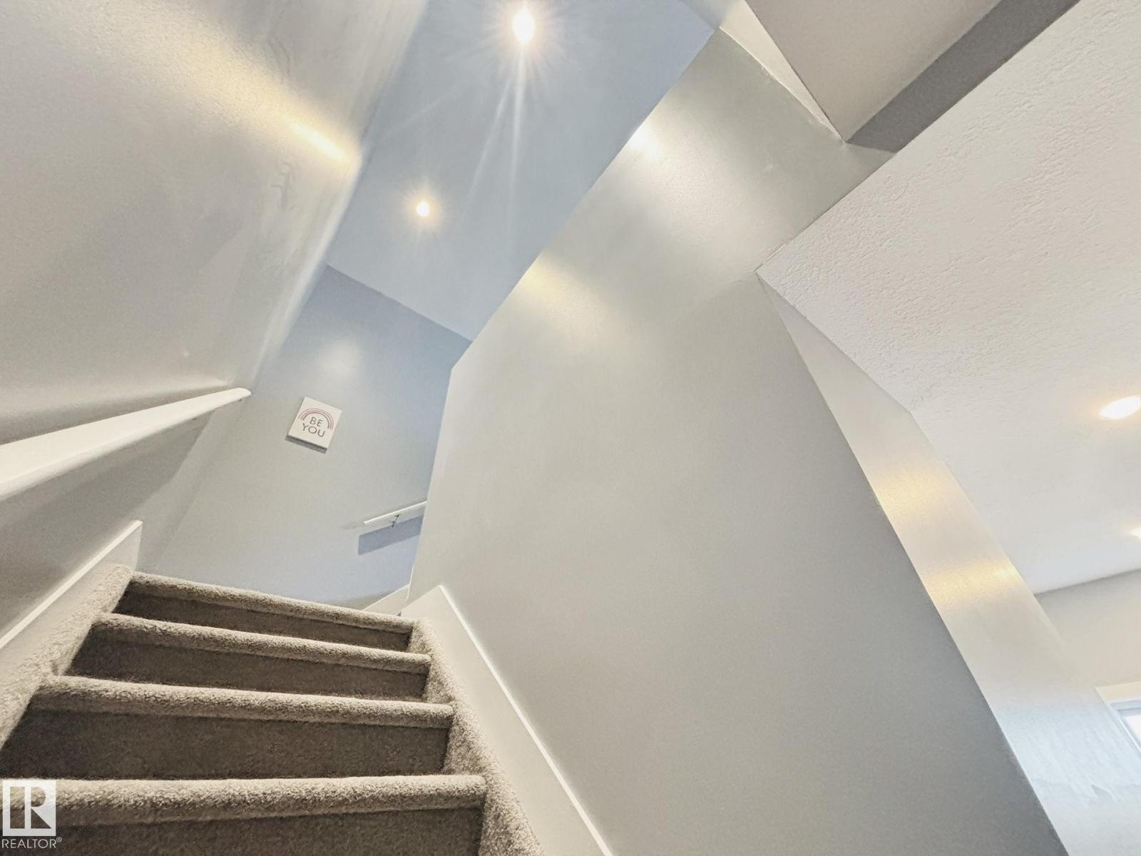 11916 89 ST NW, Edmonton