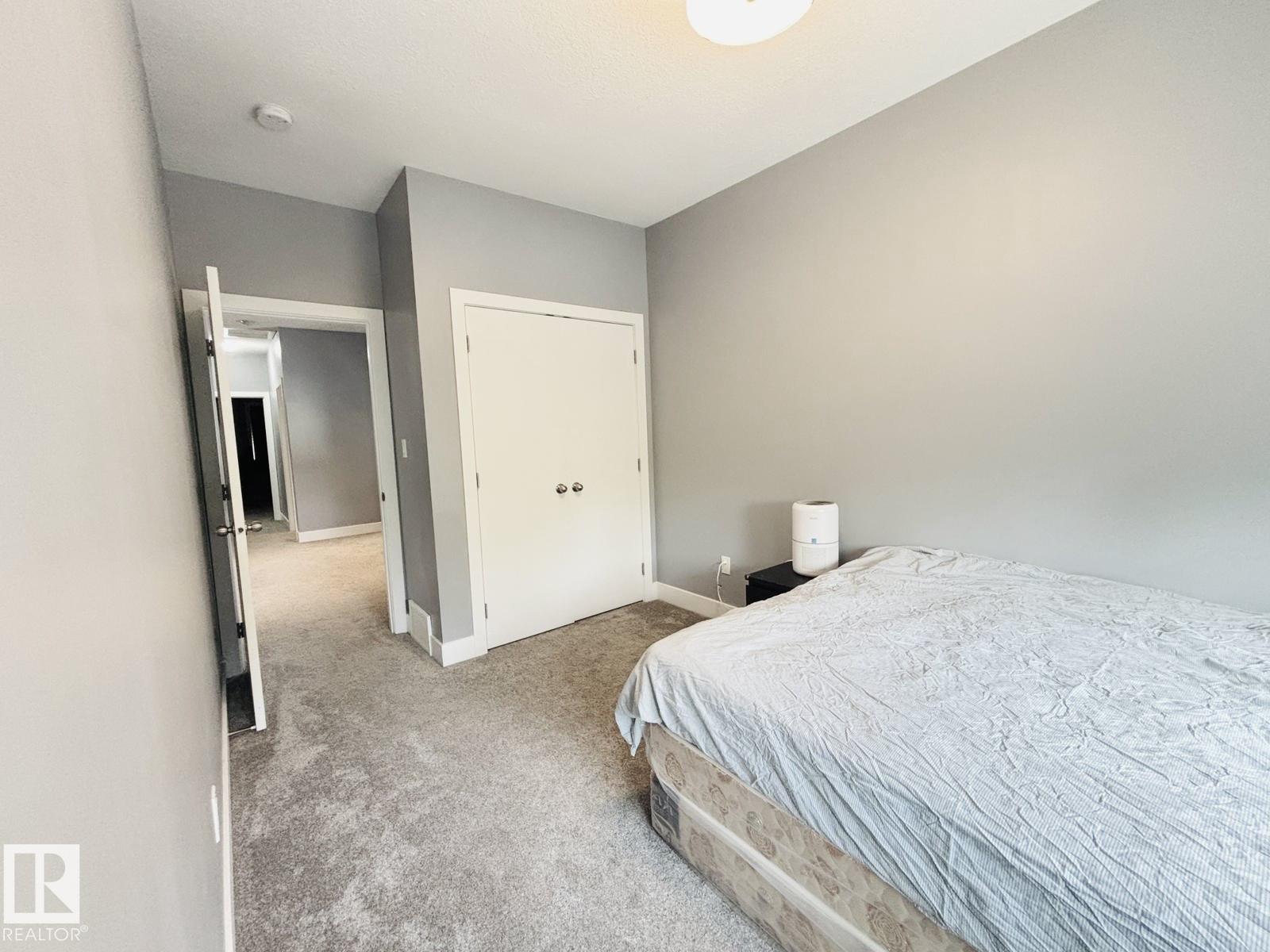 11916 89 ST NW, Edmonton