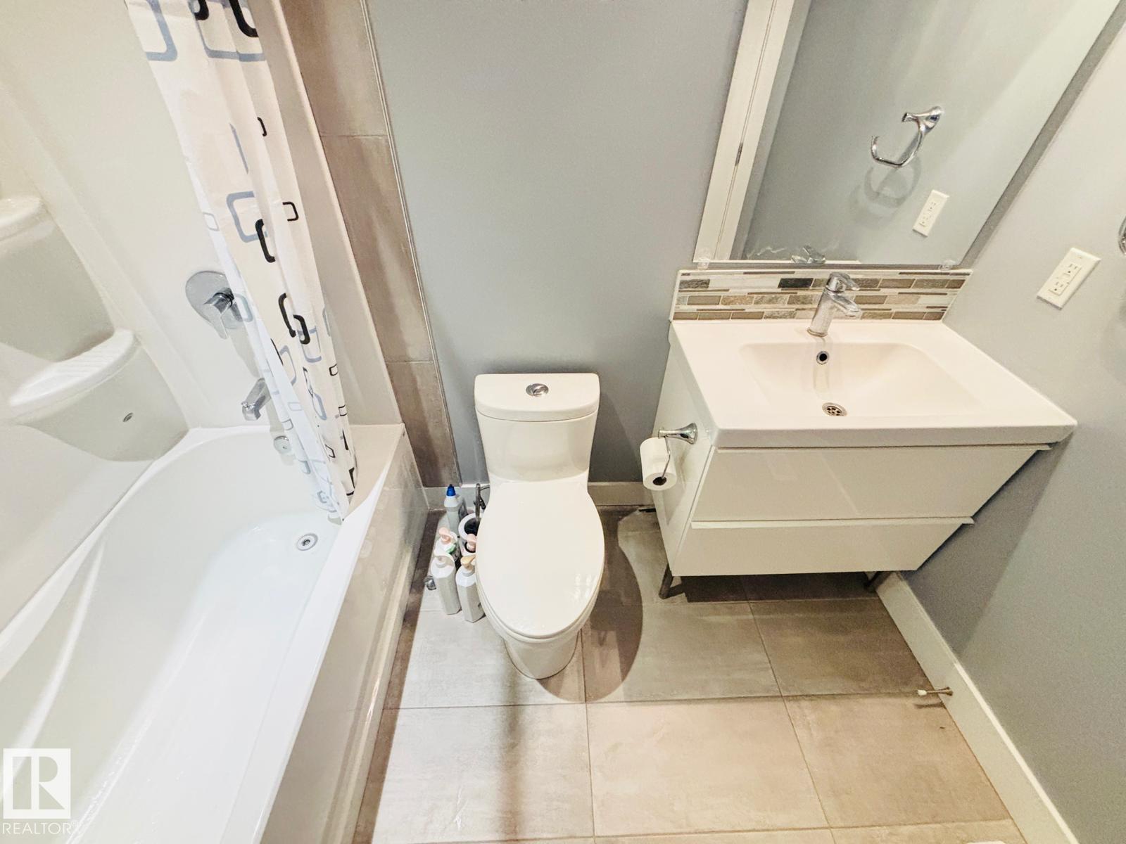 11916 89 ST NW, Edmonton