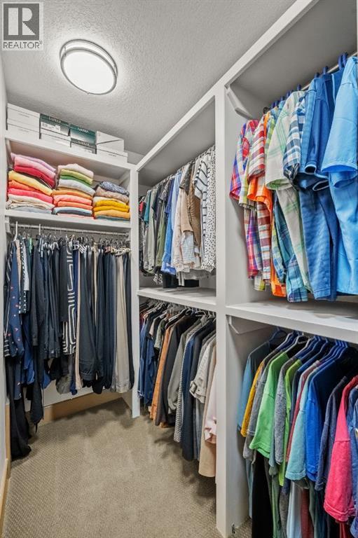 Single Family House for Sale in  Lake Fraser Place SE Lake Bonavista Calgary 