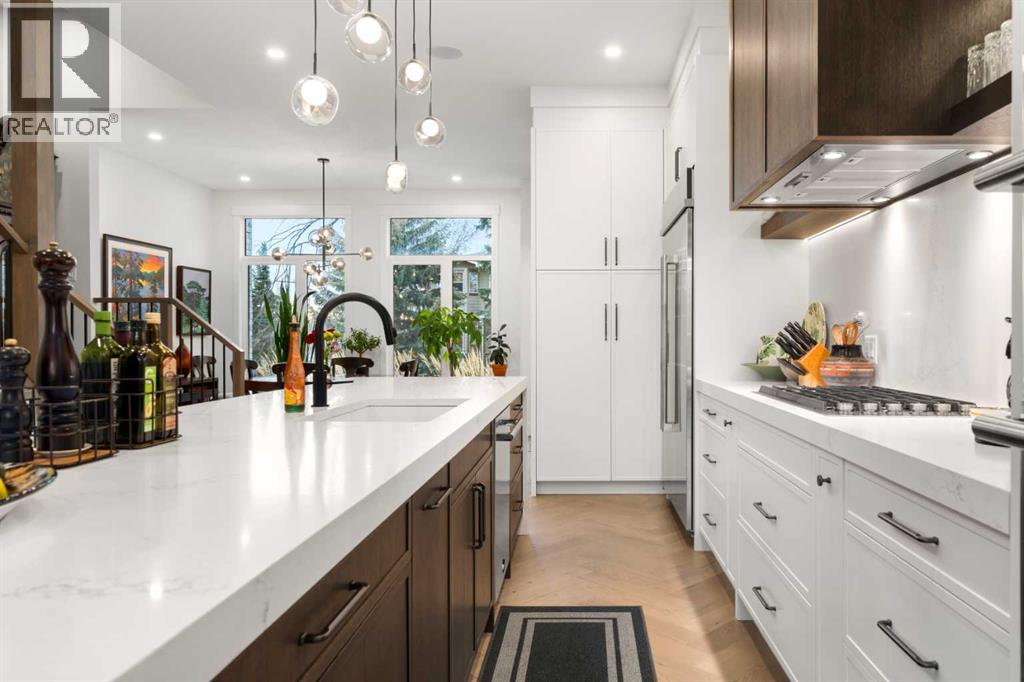 Single Family House for Sale in   Avenue SW Altadore Calgary 